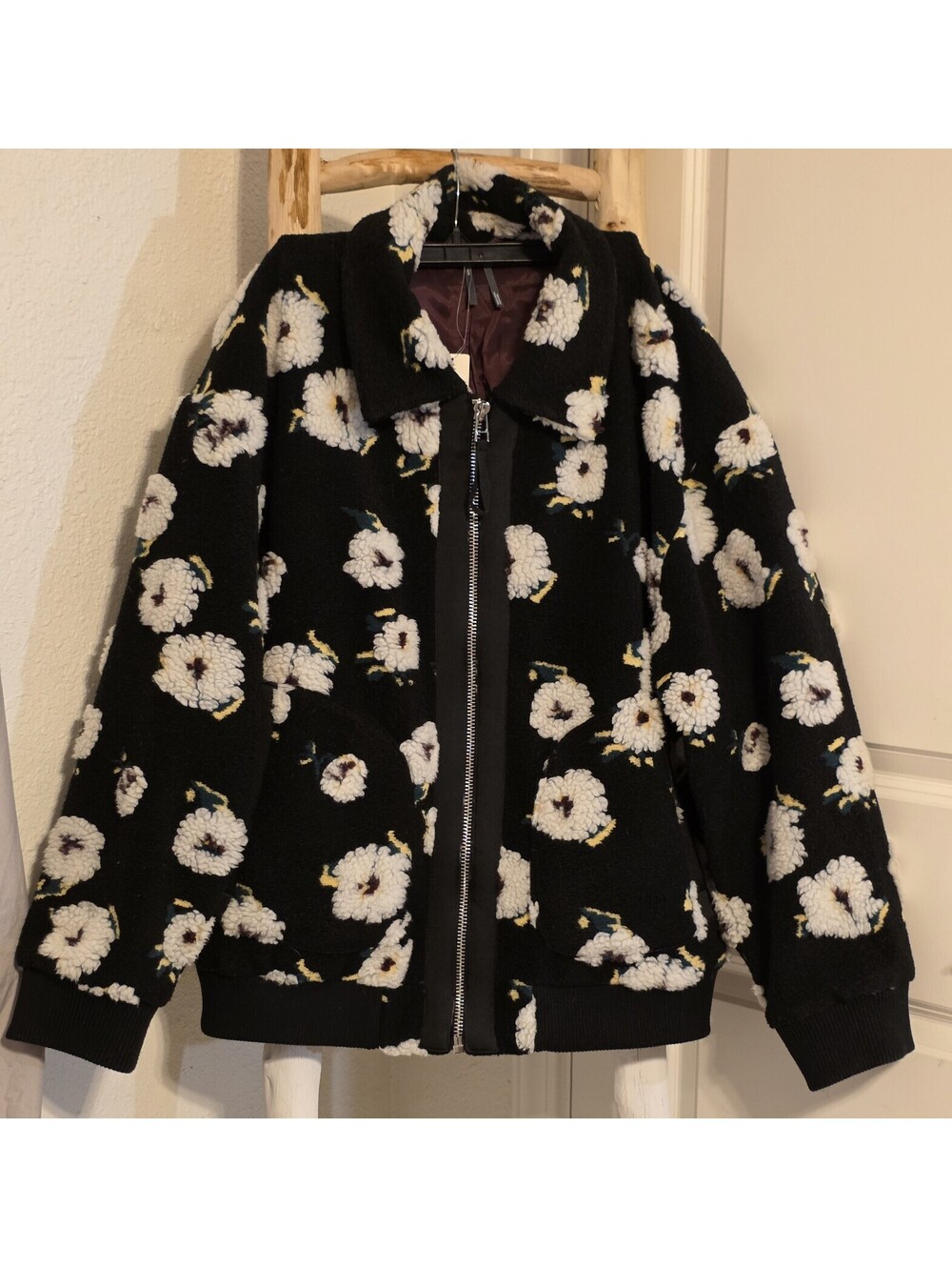 NWT Anthropologie Floral Sherpa Fleece Bomber Jacket Black White Daisy Medium M